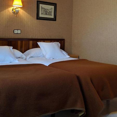 Hostal Talabart ليس المظهر الخارجي الصورة