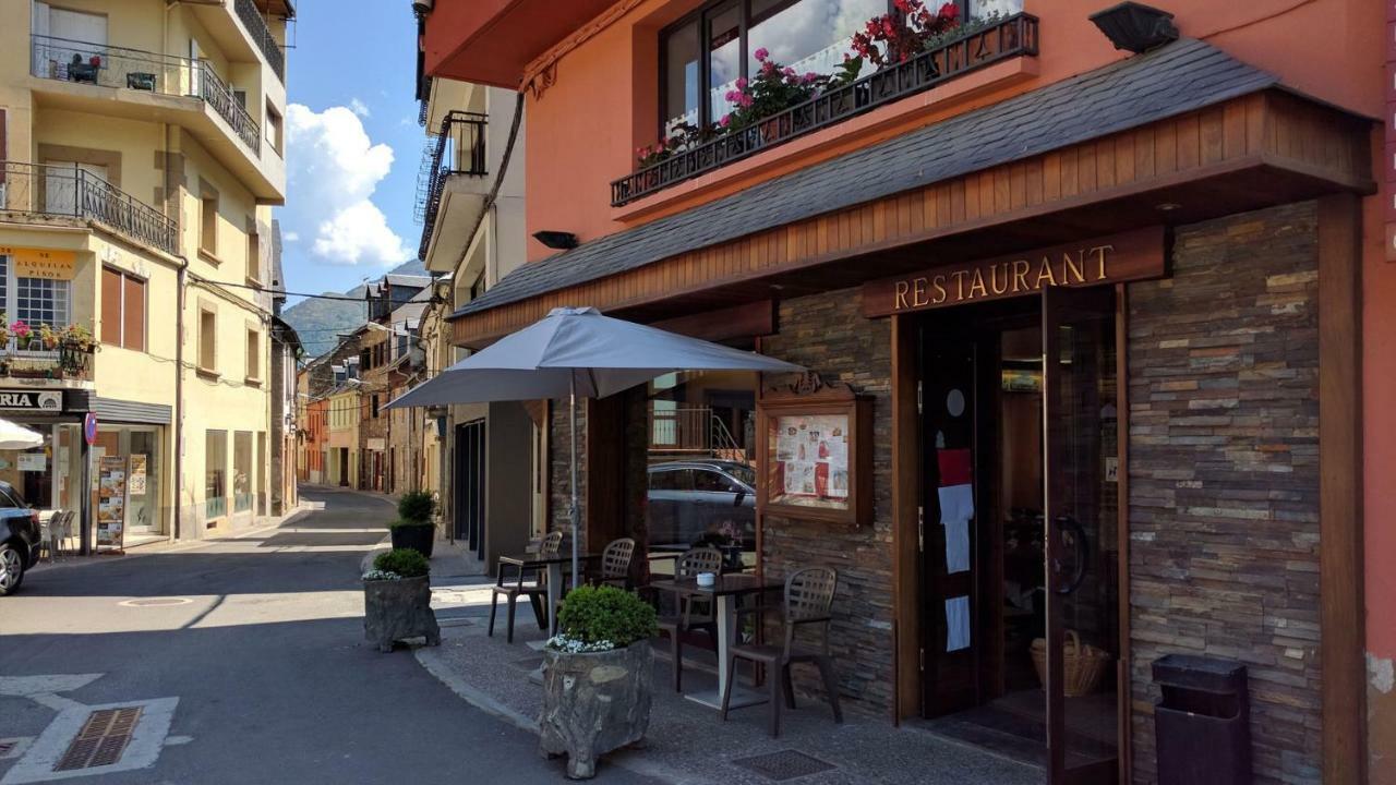 Hostal Talabart ليس المظهر الخارجي الصورة